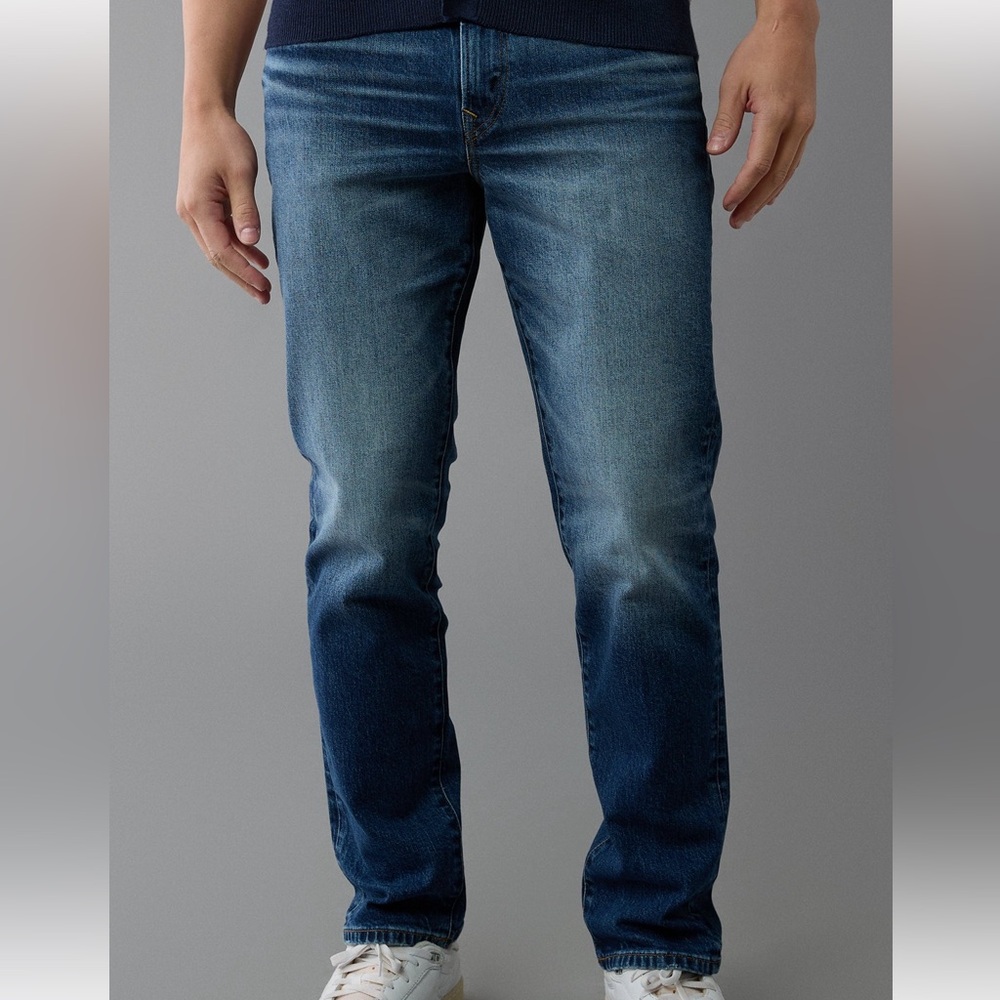 American Eagle Slim Straight Jeans